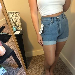 URBAN OUTFITTERS BDG JEAN SHORTS